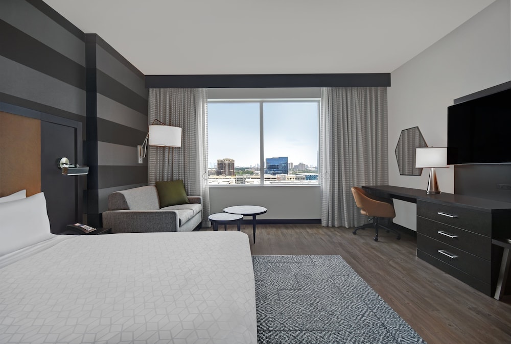 Holiday Inn Express Houston Galleria Area by IHG - photo 13