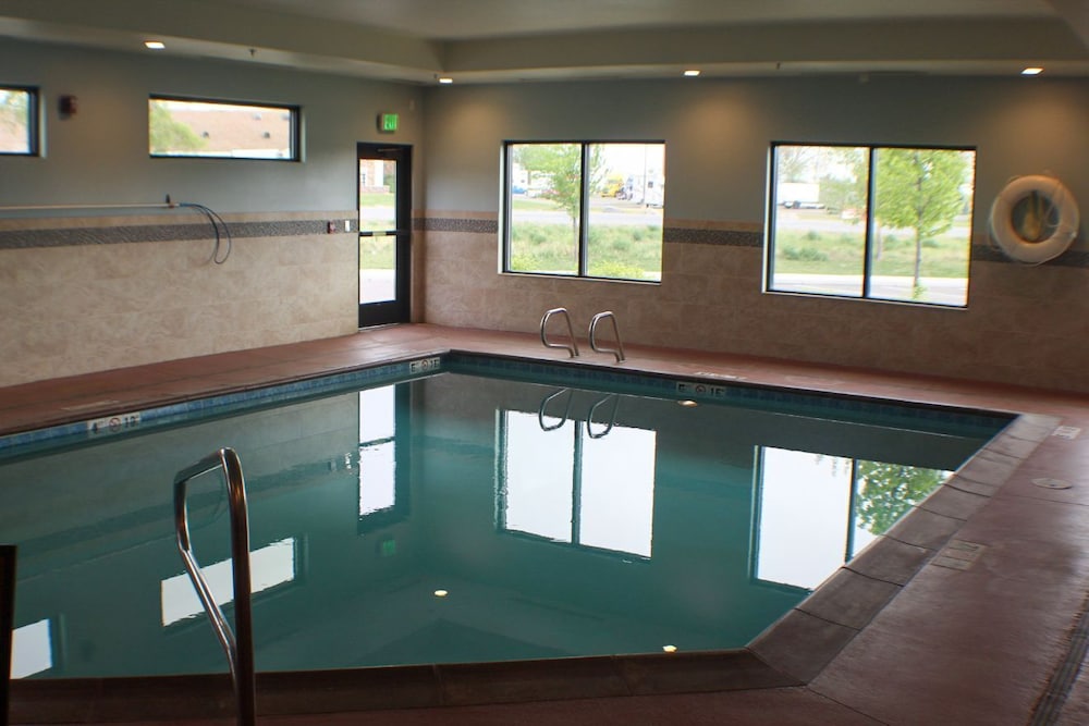 Holiday Inn Express & Suites Springville South Provo Area by IHG - photo 22