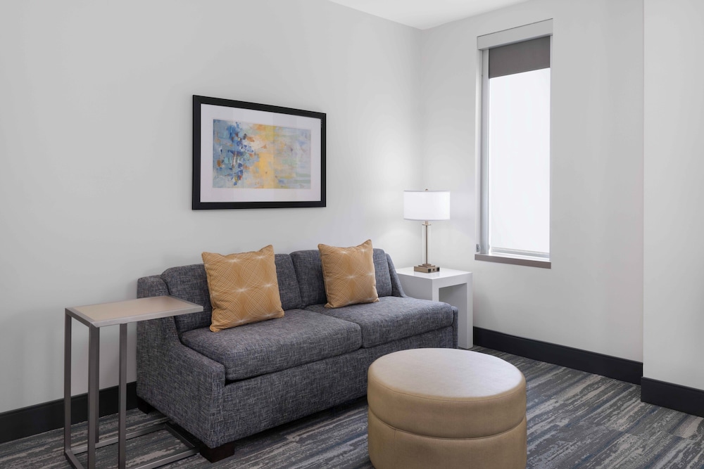 Hampton Inn & Suites Denver Downtown Convention Center - photo 22