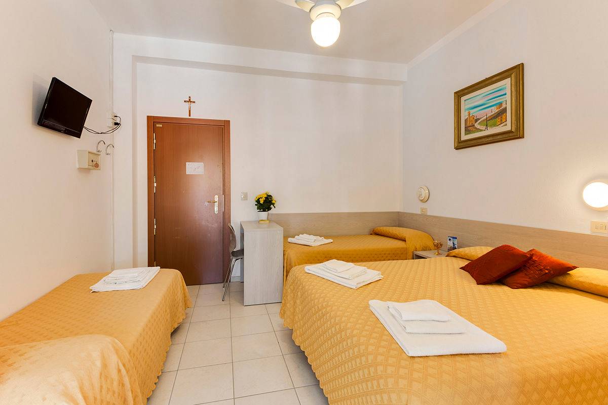 Hotel Nevia — Cervia — photo 3