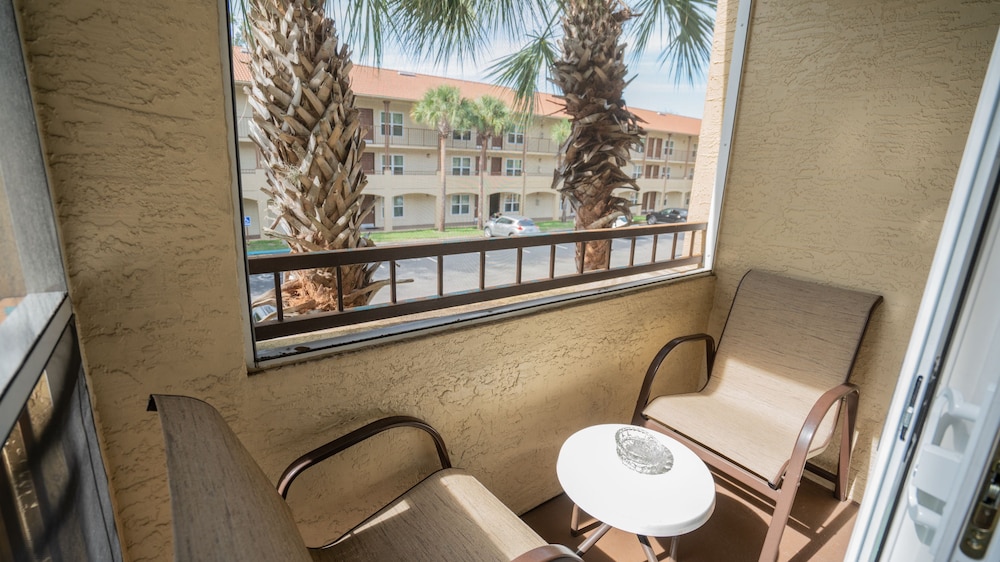 Blue Tree Resort at Lake Buena Vista - photo 38