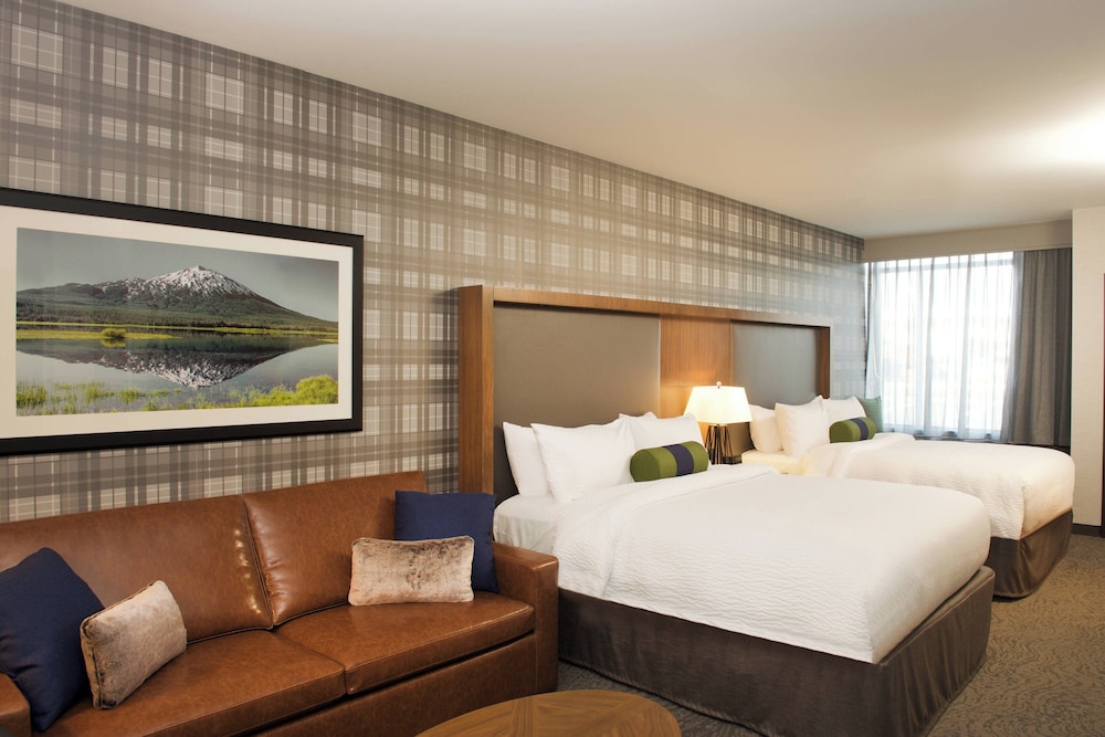 SpringHill Suites by Marriott Bend - photo 17