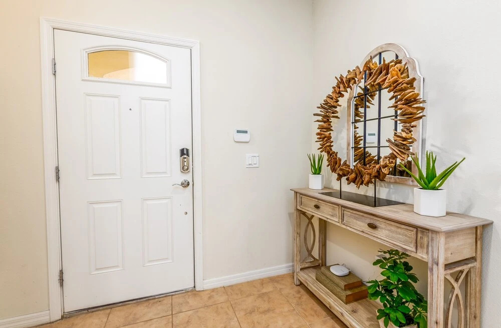 Flash 20 Off Amazing New TownHome with Pvt Pool and Access to Clubhouse Close to Disney - photo 4