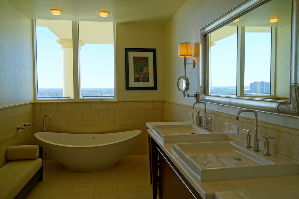 Palm Beach Singer Island Resort & Spa Luxury Suites - photo 241