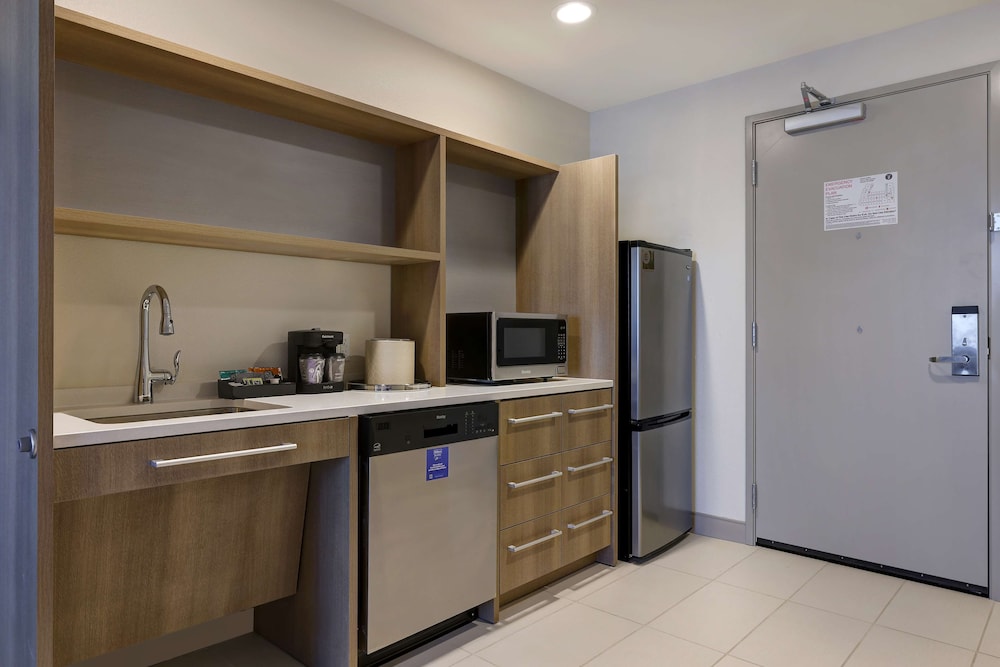 Home2 Suites by Hilton Turlock CA - photo 25