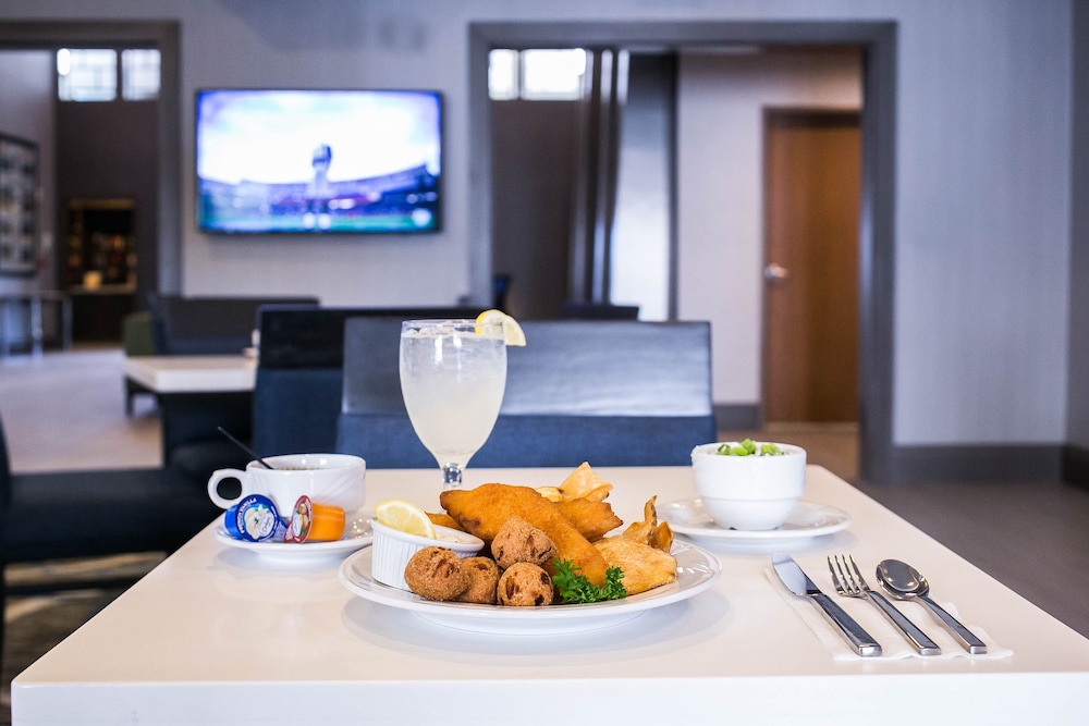 Holiday Inn Longview North by IHG - photo 32