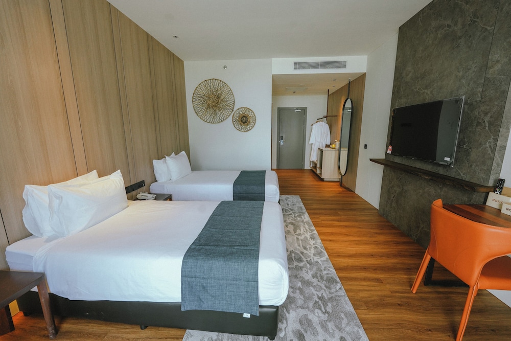 Roxy Beach Resort - last minute hotel in Kuching