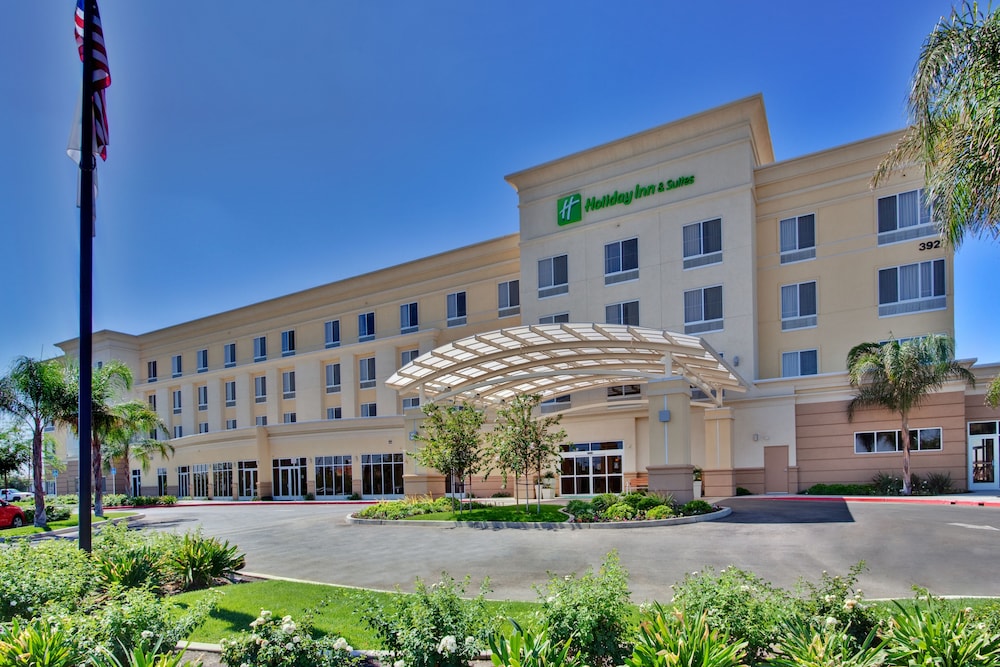 Holiday Inn Hotel & Suites Bakersfield