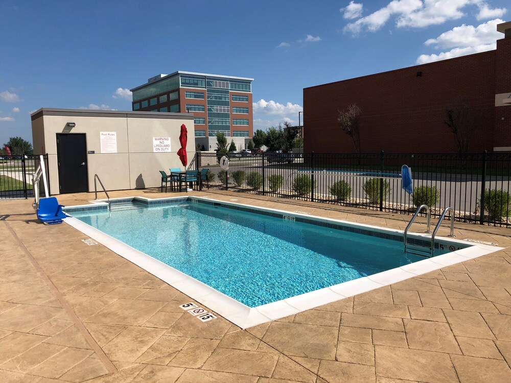 avid hotel Tulsa South Medical District by IHG - photo 19