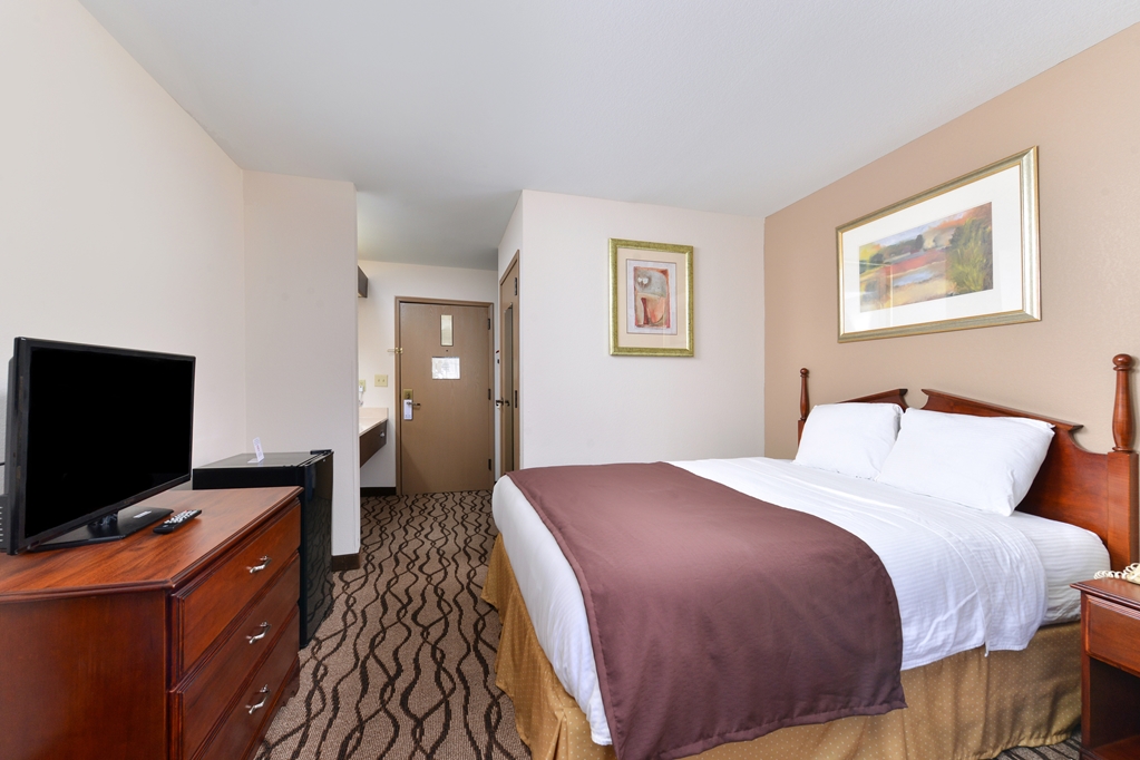 Country Hearth Inn & Suites Toccoa - photo 10