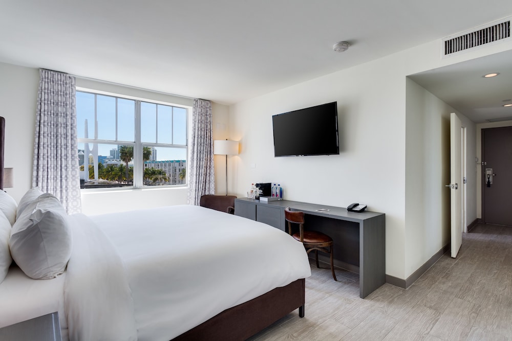 Clinton Hotel South Beach - photo 10