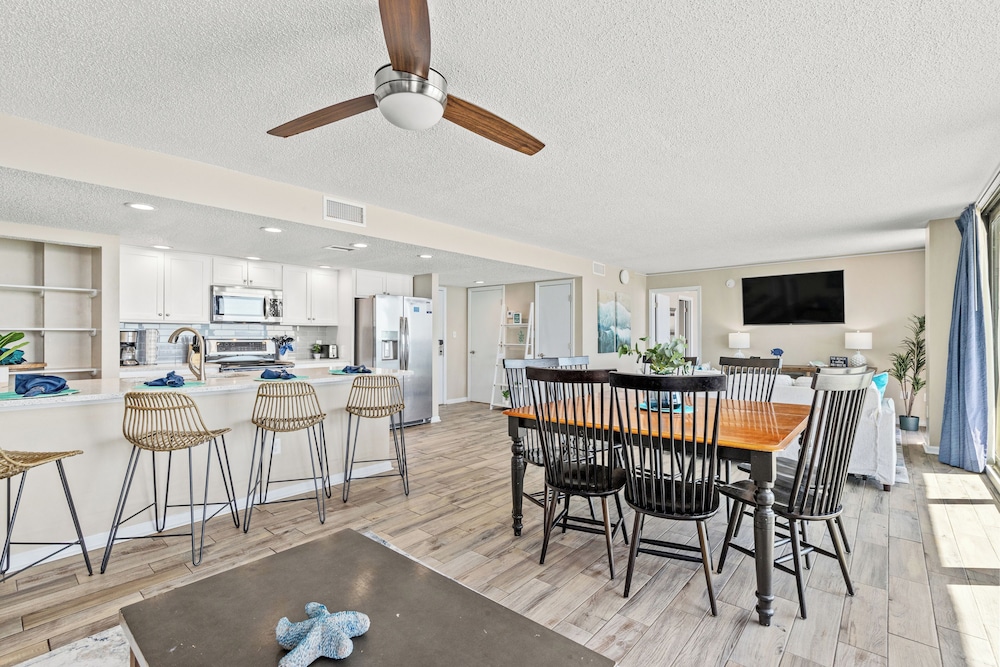 Sandpiper Beacon Beach Resort - photo 293