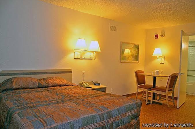 Motel 6 Marietta GA Atlanta Northwest - photo 11
