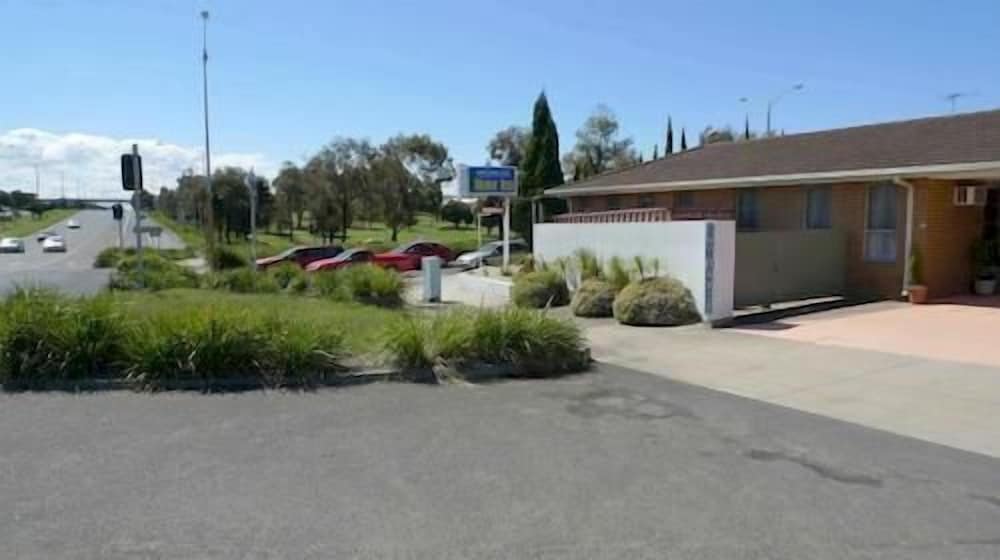 Rippleside Park Motor Inn in Geelong, Australia