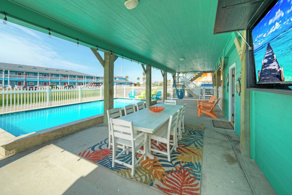 Knot A Care by Avantstay Private Pool Game Room - photo 3