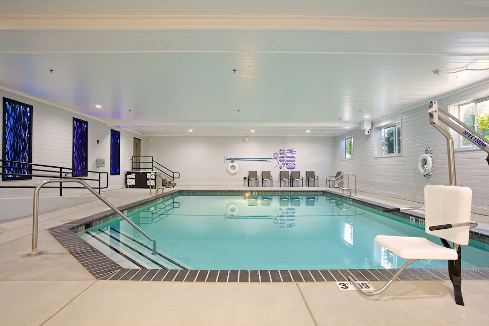 Holiday Inn Express & Suites Paso Robles by IHG - photo 19