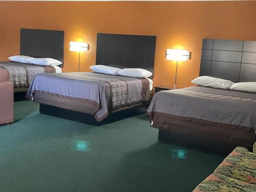 Lufkin Inn - photo 8