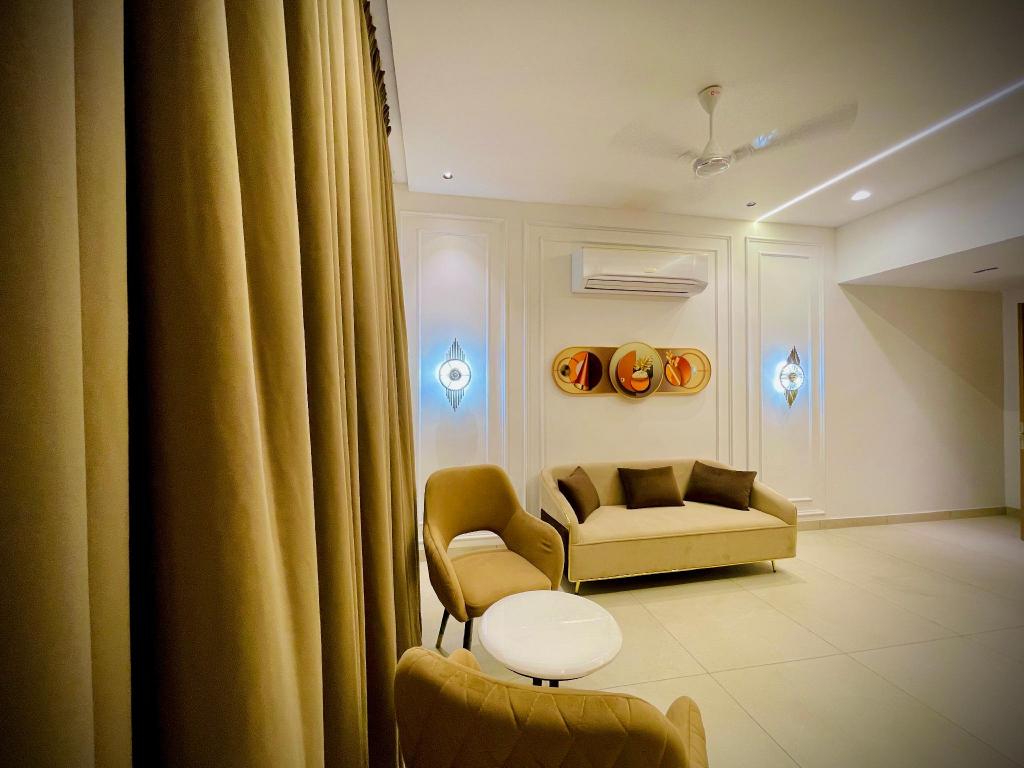 Hotel Starlight in Ganganagar, India