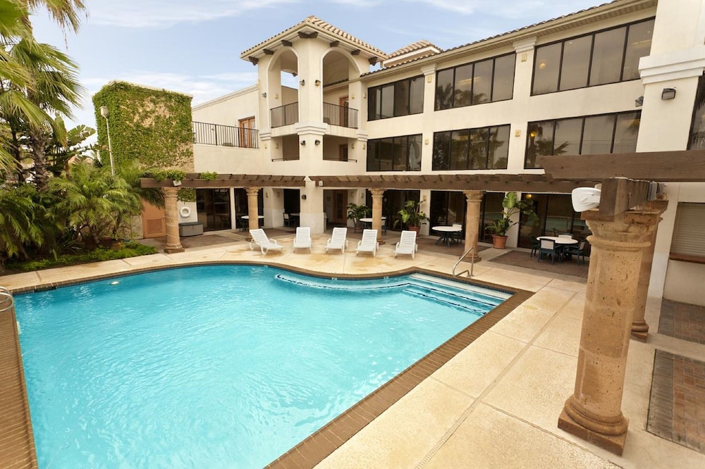 Home2 Suites by Hilton South Padre Island - photo 31
