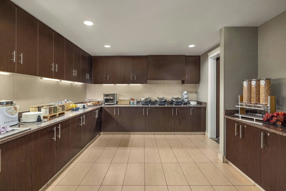 Residence Inn Albany Washington Avenue - photo 35