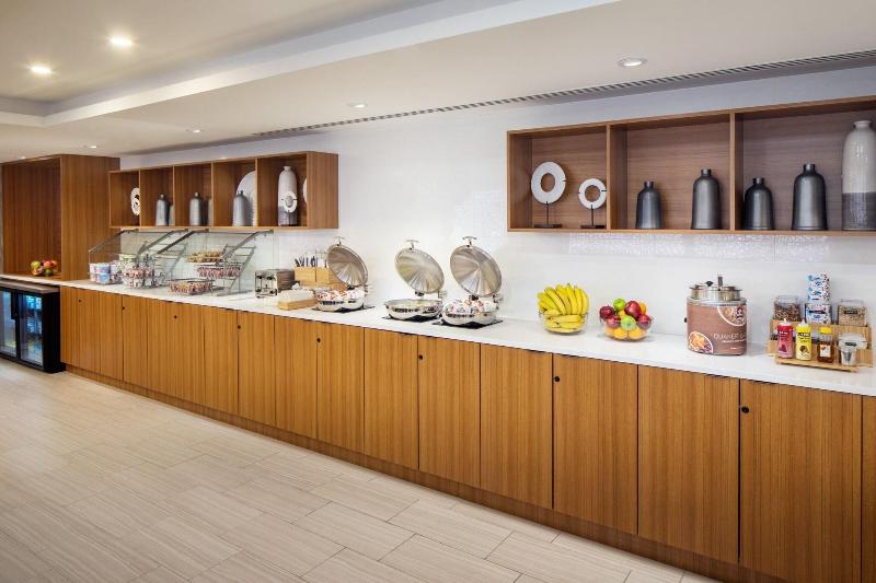 SpringHill Suites by Marriott New York JFK Airport Jamaica - photo 38