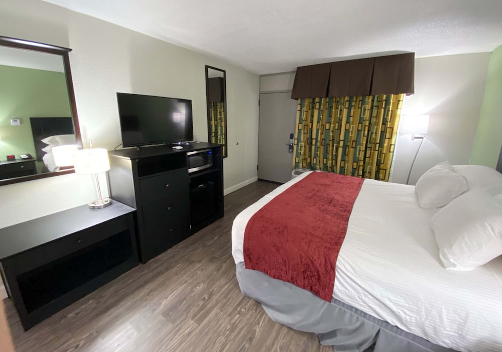 Lx Hotel Powered by ACW Circle - photo 47