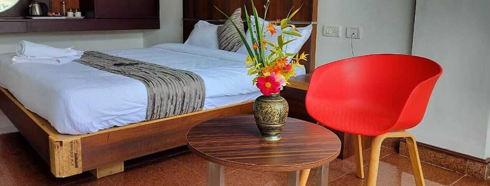 Nachiappa Palaniappa Grand Inn in Kodaikanal, India