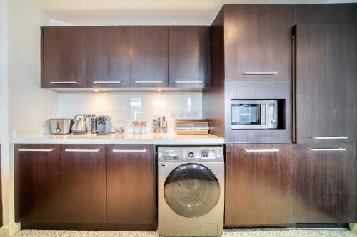 Limestone House Dubai International Financial Centre Mint Stay — 5-Star Luxury Hotel in Dubai, United Arab Emirates