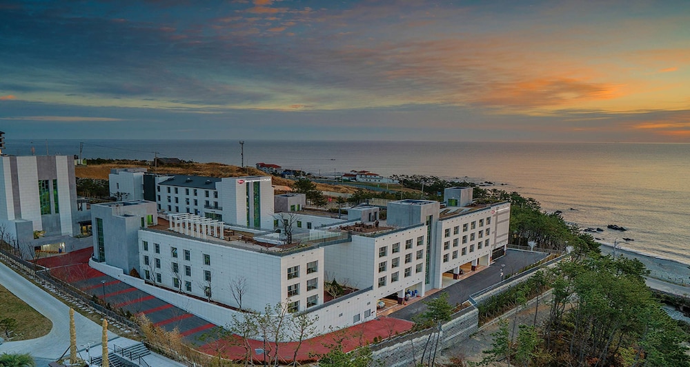 Best Western Plus Gyeongju Hotel — hotel in Gyeongju