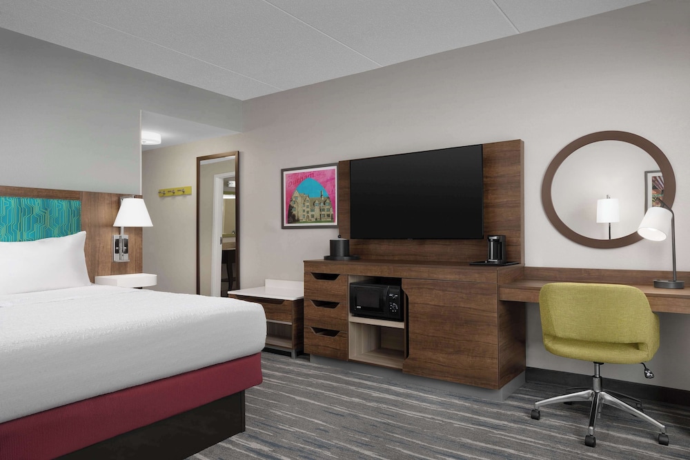 Hampton Inn & Suites Durham North I 85 - photo 14