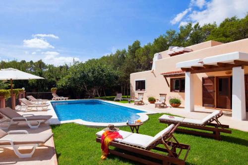 Villa Rural — 4-Star Luxury Hotel in Santa Eularia Des Riu, Spain