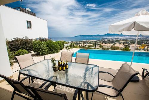 Villa Tavrou Dyo Luxury 3 Bedroom Latchi Villa With Private Pool