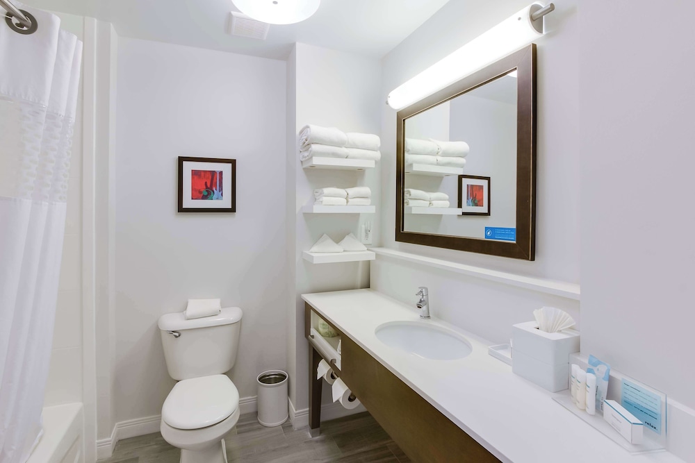 Hampton Inn White House - photo 39
