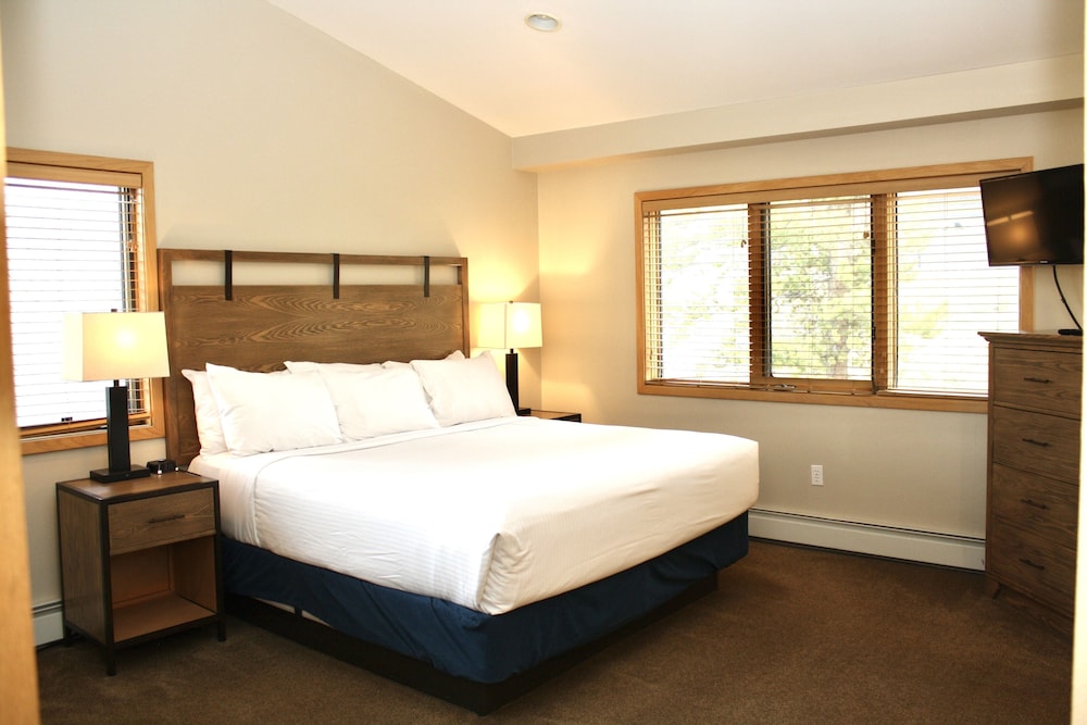 Gold Point Resort Breckenridge by Vacatia - photo 19