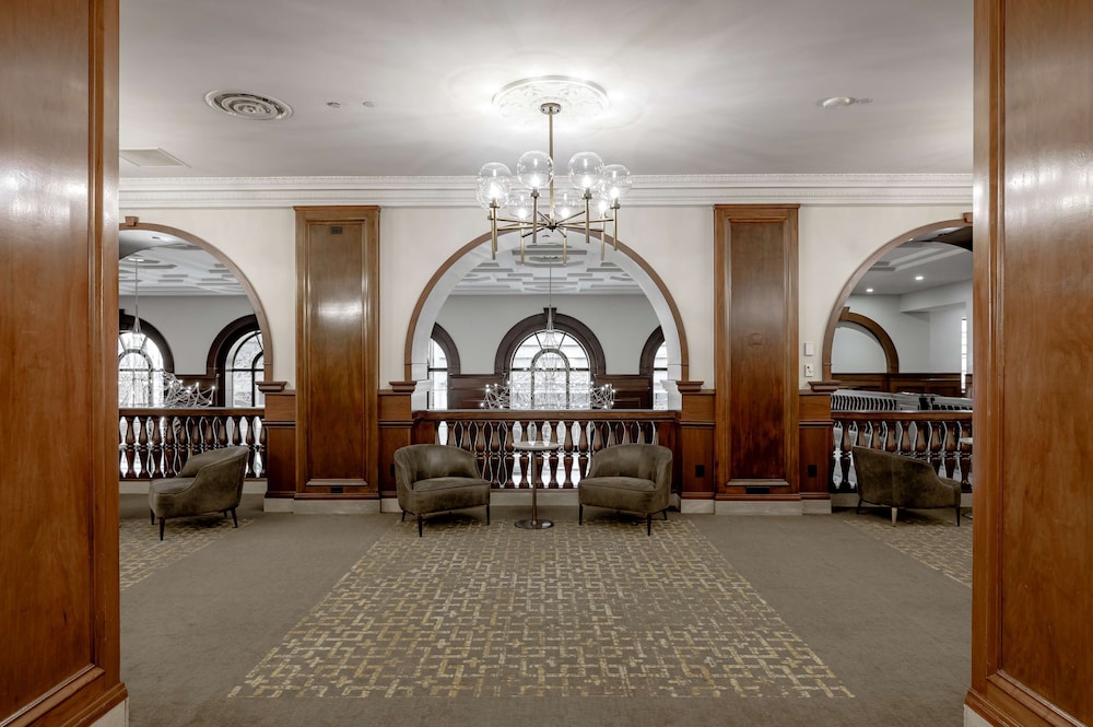 Hotel Fort Des Moines Curio Collection by Hilton - photo 83