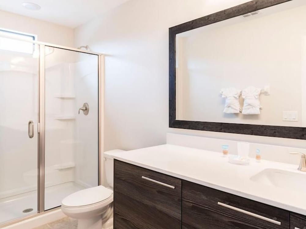 Cozy 2 Bed Town Home In Balmoral Resort 2sltth2 2 Bedroom Townhouse by RedAwning - photo 9