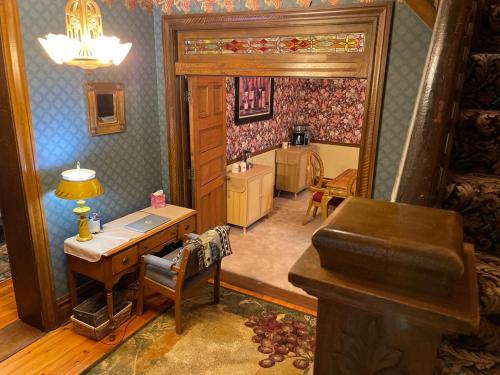 Watsons Woodland Manor at Deer Creek Winery — hotel in Uniontown