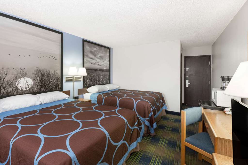 Super 8 by Wyndham Columbus - photo 10