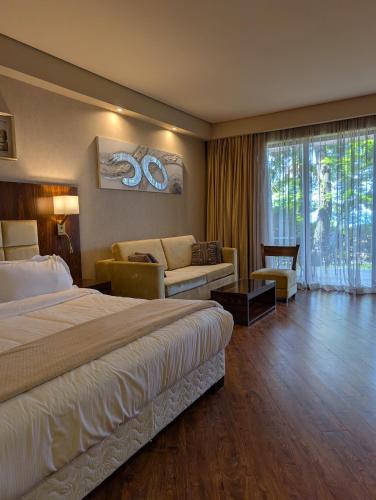 Dreamland Oasis Sea View Studio with Garden — 4-Star Luxury Hotel in Chakvi, Georgia