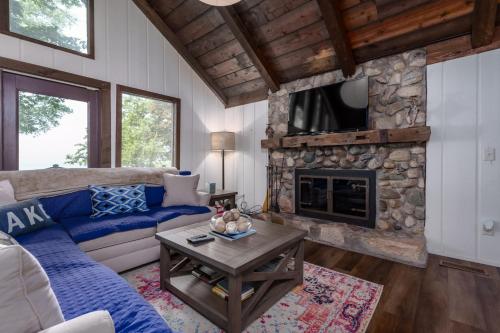 Glenora Bluffs private lake access pet friendly in Fennville, United States