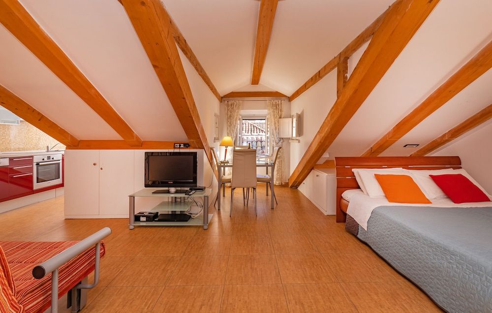 Apartments Espana 3