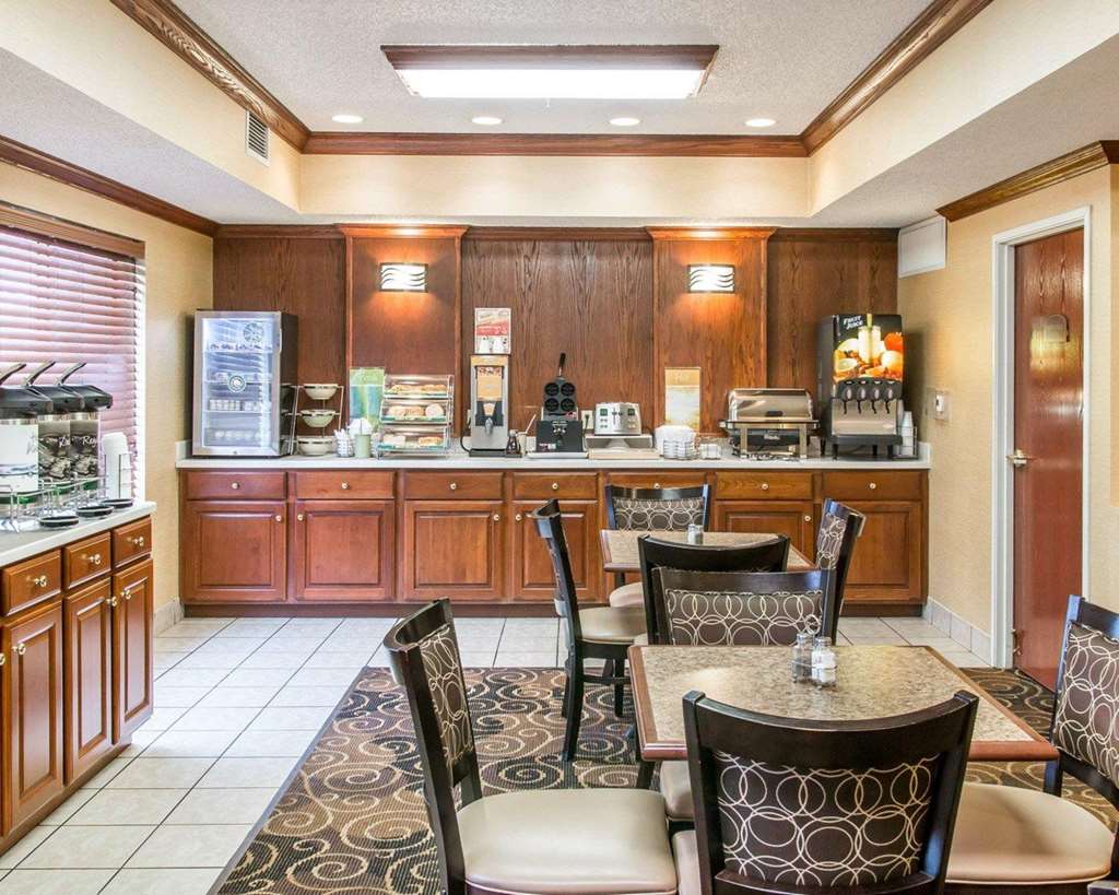 Quality Inn & Suites Niles - photo 98