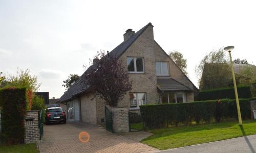Villa Josiane — 4-Star Luxury Hotel in Oostduinkerke, Belgium