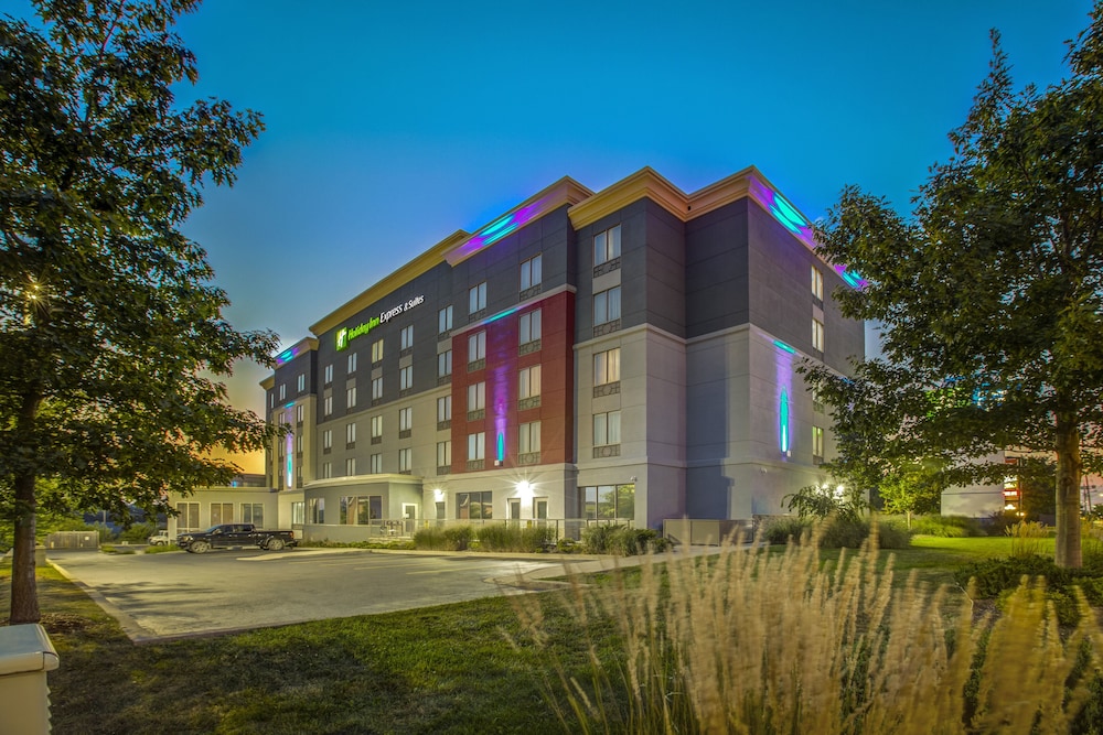 Holiday Inn Express & Suites Woodstock South by IHG in Woodstock, Canada