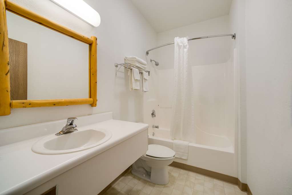 Knights Inn New Florence - photo 20
