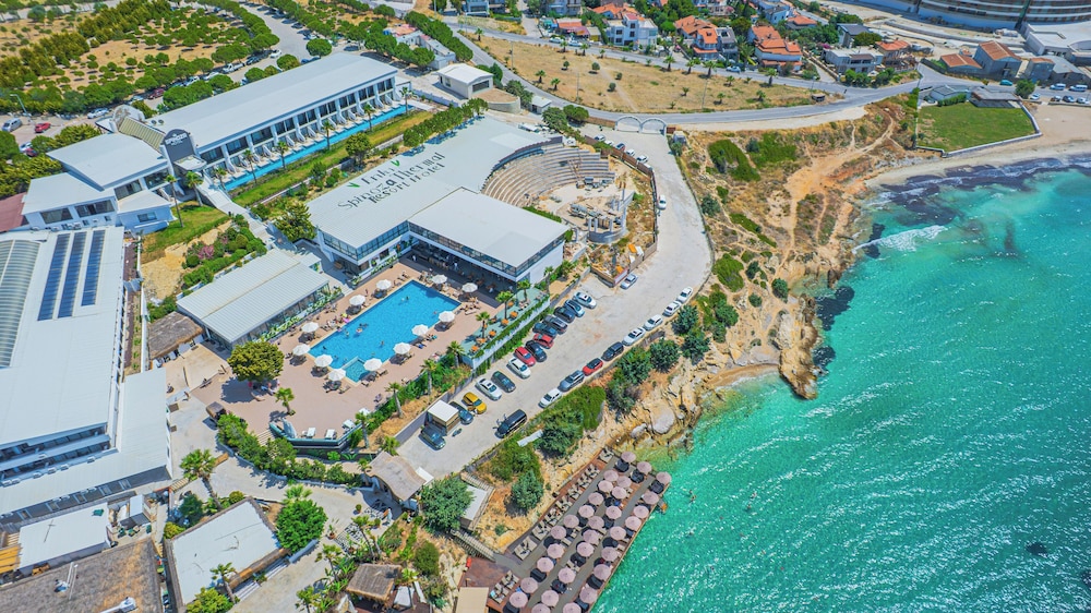 Enki Spinoza Thermal Resort Hotel in Cesme, Turkey
