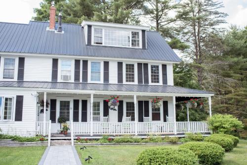 Bear Mountain Inn — hotel in Waterford