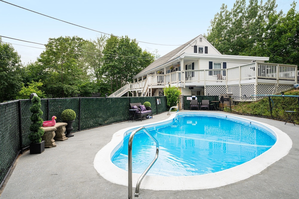 Sunset Suites in Old Orchard Beach, United States