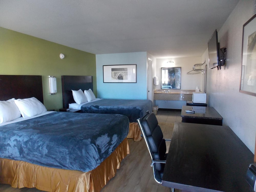 Augusta Best Inn - photo 15