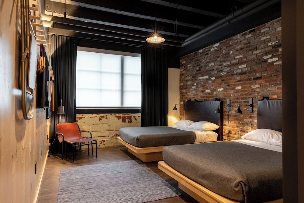 Moxy Nashville Downtown - photo 13